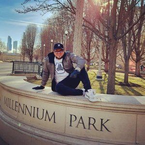 Meet your Posher, Javier